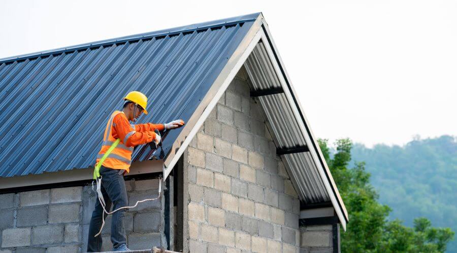 Professional gutter cleaning in Cumberland Gap, TN